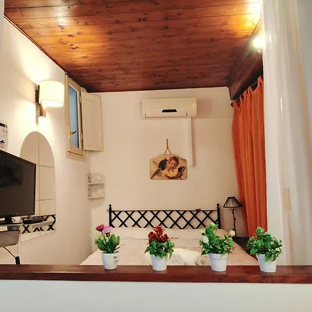 Casa Della Virtu *