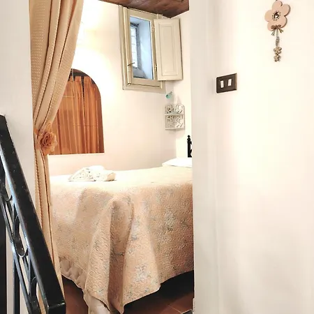Casa Della Virtu *